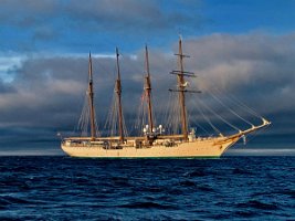 Elcano-commingin